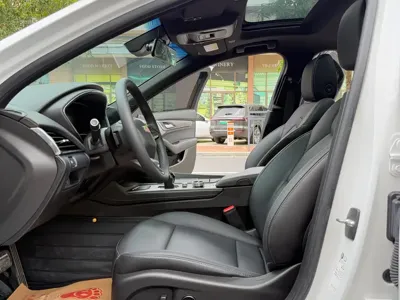 Cadillac CT5 2023, 30000 км, за 21727.42 USD - фото 25