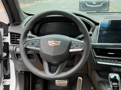 Cadillac CT5 2023, 30000 км, за 21727.42 USD - фото 31