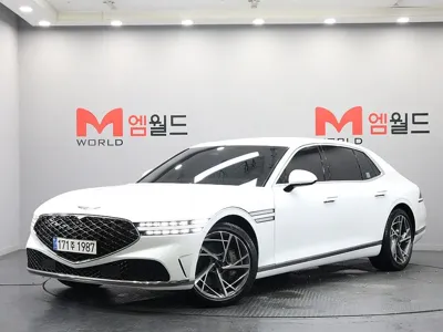 Genesis G90 · 2023 год