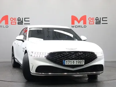Genesis G90 2023, 46927 км, за 40042.01 USD