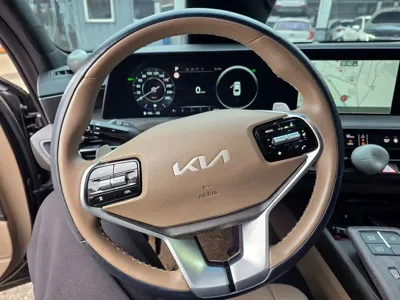 Kia K8 2024, 28000 км, за 14178.81 USD