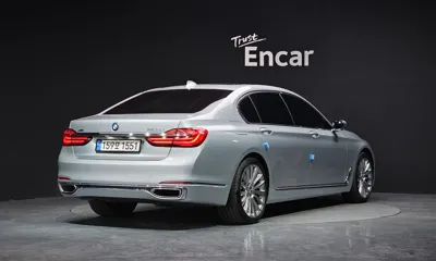 BMW 7-Series 2016, 97374 км, за 15732.43 USD