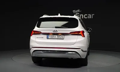 Hyundai Santafe 2021, 71619 км, за 15432.7 USD