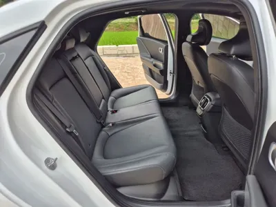 Hyundai Ioniq6 2025, 25000 км, за 27035.84 USD - фото 16