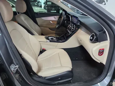 Mercedes-Benz C-Class 2020, 71311 км, за 15097.81 USD - фото 9