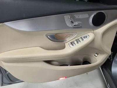 Mercedes-Benz C-Class 2020, 71311 км, за 15097.81 USD - фото 15