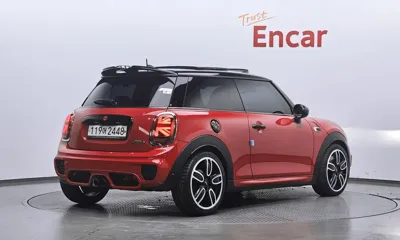 MINI Cooper 2015, 107459 км, за 6825.71 USD