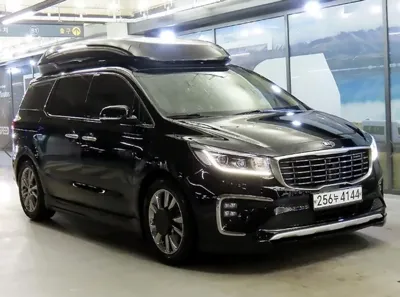 Kia Canival · 2019 год