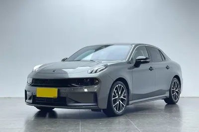 Lynk & Co 03 · 2022 год