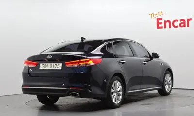 Kia K5 2017, 132801 км, за 5070.53 USD