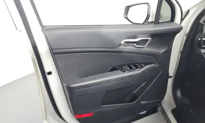 Kia Sportage 2022, 62993 км, за 15032.17 USD - фото 24