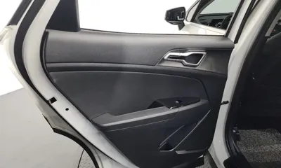 Kia Sportage 2022, 62993 км, за 15032.17 USD - фото 25