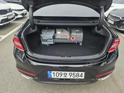 Hyundai Grandeur 2019, 92020 км, за 10336.08 USD