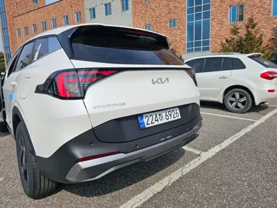 Kia Sportage 2025, 2400 км, за 15887.66 USD