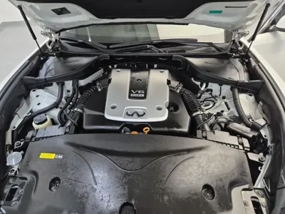 Infiniti Q70 2016, 88943 км, за 8533.54 USD - фото 6