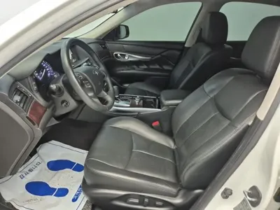Infiniti Q70 2016, 88943 км, за 8533.54 USD - фото 10