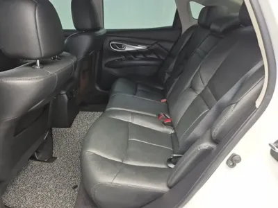 Infiniti Q70 2016, 88943 км, за 8533.54 USD - фото 11