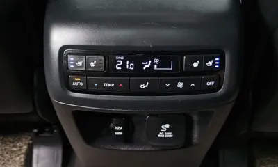Hyundai Palisade 2019, 72893 км, за 14910.66 USD - фото 19