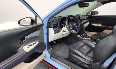 Hyundai Veloster 2019, 140678 км, за 8008.4 USD - фото 10