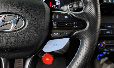 Hyundai Veloster 2019, 140678 км, за 8008.4 USD - фото 16