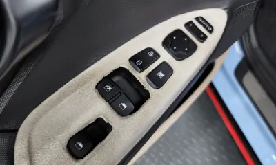 Hyundai Veloster 2019, 140678 км, за 8008.4 USD - фото 27