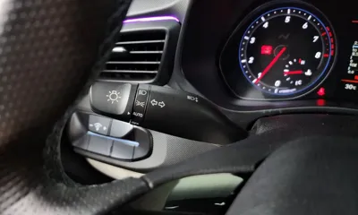 Hyundai Veloster 2019, 140678 км, за 8008.4 USD - фото 28