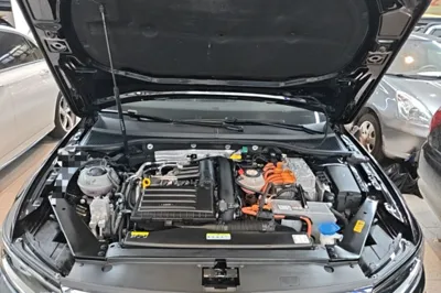 Volkswagen Magotan GTE Plug-in Hybrid 2022, 46500 км, за 21047 USD - фото 30