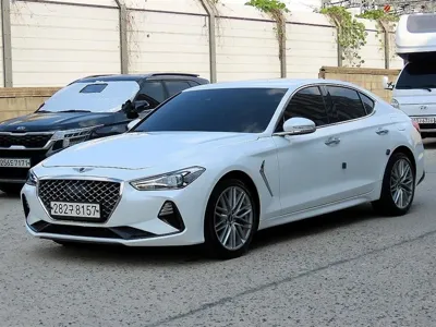 Genesis G70 2020, 65121 км, за 12676.33 USD