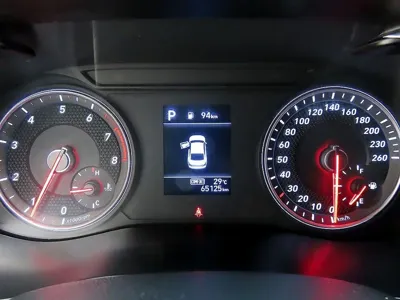 Genesis G70 2020, 65121 км, за 12676.33 USD - фото 9