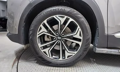 Hyundai Santafe 2019, 50347 км, за 14535.97 USD