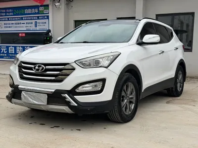 Hyundai Santa Fe · 2014 год