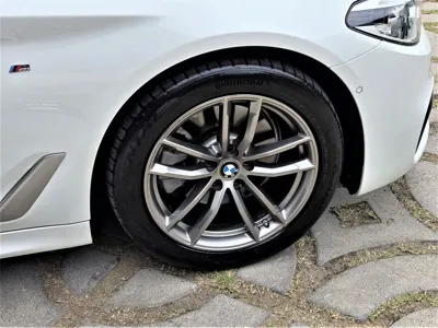BMW 5-Series 2018, 68300 км, за 18379.94 USD