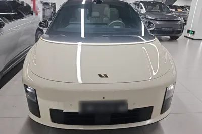 Li Auto Li Auto i6 2025, 300 км, за 36857 USD