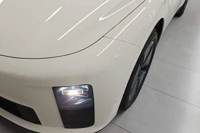 Li Auto Li Auto i6 2025, 300 км, за 36857 USD - фото 8