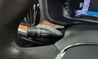 Volvo V60 2024, 26733 км, за 28876.2 USD - фото 20