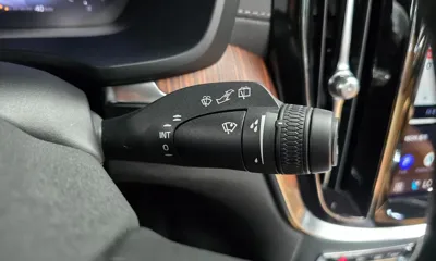 Volvo V60 2024, 26733 км, за 28876.2 USD - фото 27
