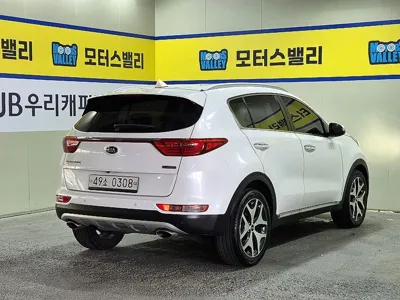 Kia Sportage 2017, 116701 км, за 6892.48 USD