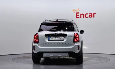 MINI Countryman 2021, 59556 км, за 15536.63 USD