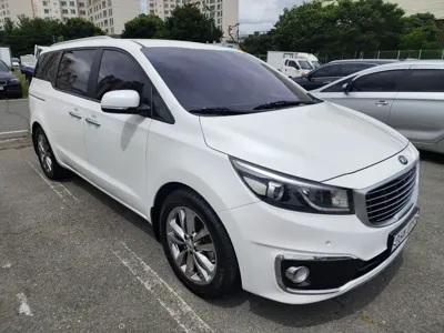 Kia Canival · 2016 год