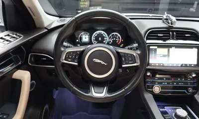 Jaguar F-Pace 2018, 158838 км, за 6406.53 USD - фото 12