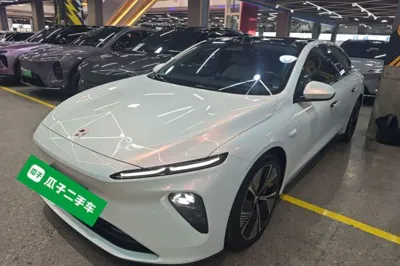 Nio ET7 · 2022 год