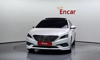 Hyundai Sonata 2015, 132051 км, за 5645.27 USD