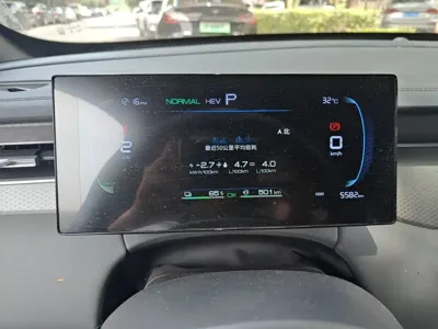 BYD Qin Plus 2025, 5600 км, за 8604.8 USD - фото 8