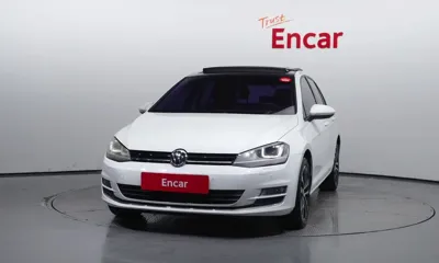 Volkswagen Golf 2015, 46493 км, за 7396.89 USD