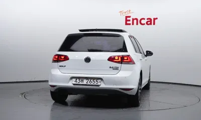 Volkswagen Golf 2015, 46493 км, за 7396.89 USD