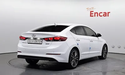 Hyundai Avante 2016, 136431 км, за 5009.11 USD