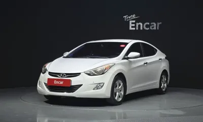 Hyundai Avante · 2013 год