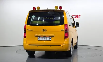 Hyundai Starex 2019, 79980 км, за 12143.89 USD