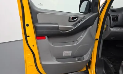 Hyundai Starex 2019, 79980 км, за 12143.89 USD - фото 25