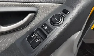 Hyundai Starex 2019, 79980 км, за 12143.89 USD - фото 27